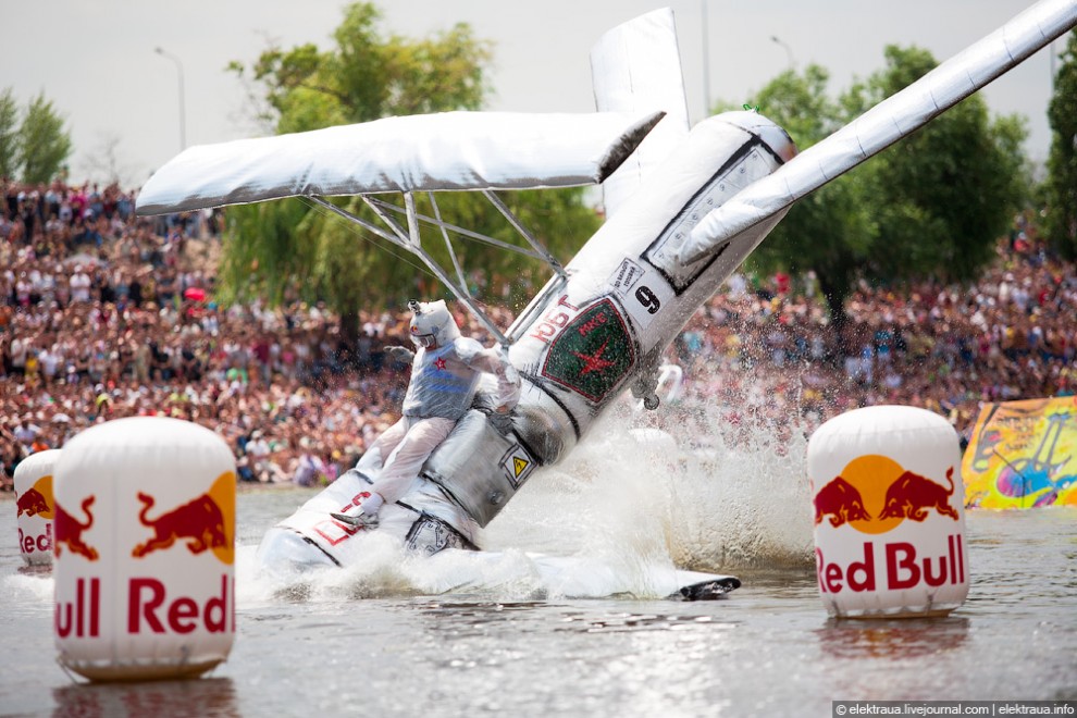 Red Bull Flugtag 2010 в Киеве